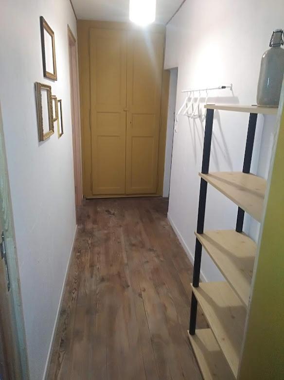 Appartement Cozy Dans Maison Privee Tauves Exterior foto